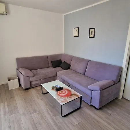 Apartman Downtown * Makarska